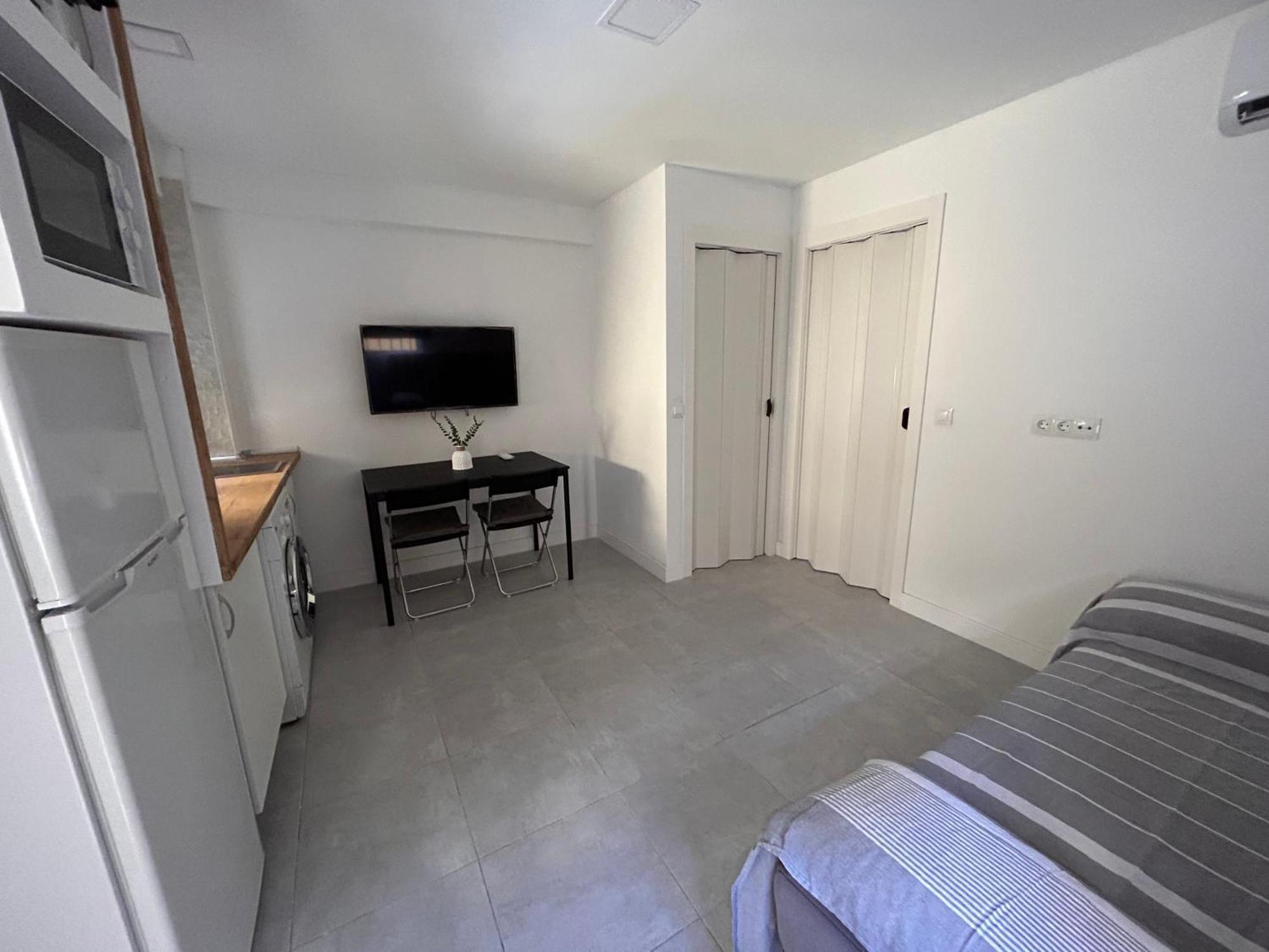 Apartamentos Yiya Малага Экстерьер фото